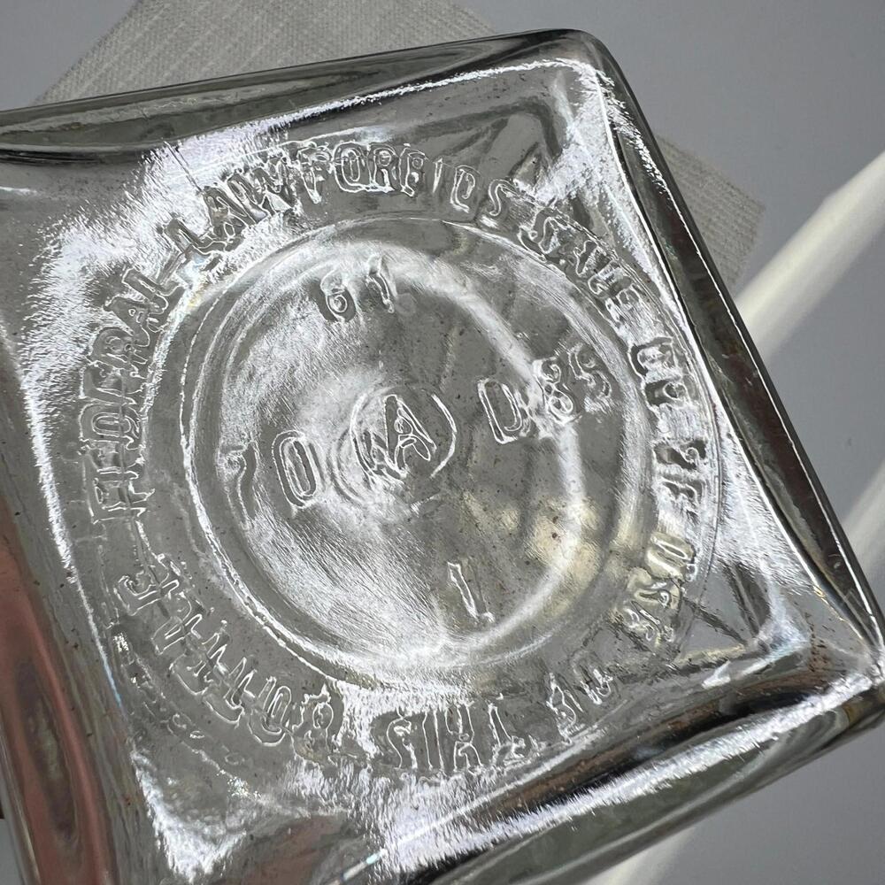 Vintage Glass Whiskey Decanter with Stopper Diamond Pattern Federal Law Forbids - Picture 2 of 6